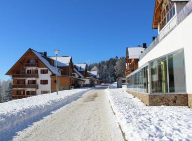 Pohorje Village Resort - Wellness & Spa...