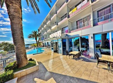 Hotel Sirena - Poletje v Dalmaciji ,...