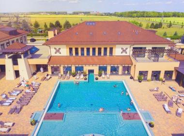 Caramell Premium Resort...