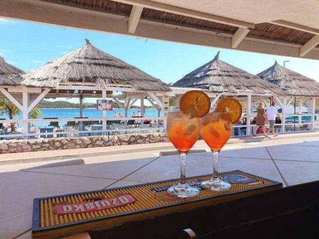 The Movie Resort - Poletje v Tribunju,...