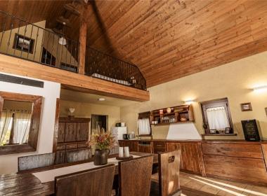 Panonska vas - Vila z zasebnim...