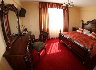 Hotel Daisy Superior, Krakov, Poljska -...