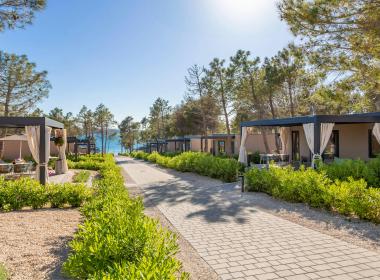 Aminess Style Camping Avalona Resort -...