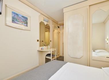 Hotel Gran Vista Plava Laguna - First...