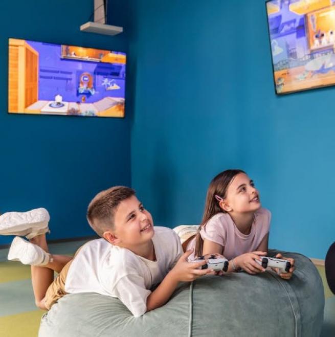 Falkensteiner Club Funimation Borik -...