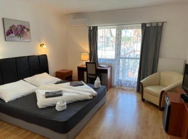 Boni Family Wellness Hotel - Družinski...