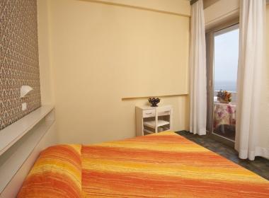 Hotel President - Oddih ob morju na...