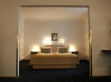 Arthotel ANA Gala - Popoln...