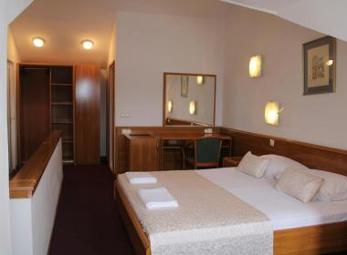 Hotel Stella - Poletni oddih v Neumu,...