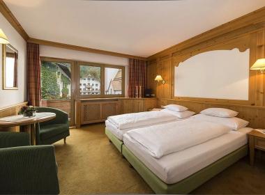 Hotel Zum Pinzger - Avtentičen alpski...